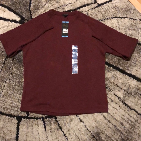Banana Republic Other - BRAND NEW MEN’S BANANA REPUBLIC CREW KNIT SWEATER SIZE LARGE! COLOR BURGUNDY!